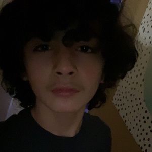 Meet your Posher, Max